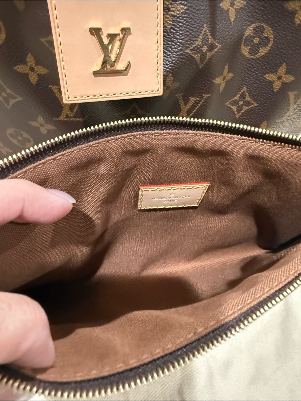 Louis Vuitton Monogram Canvas Hobo Shoulder Bag in Brown and Natural - Picture 12 of 16
